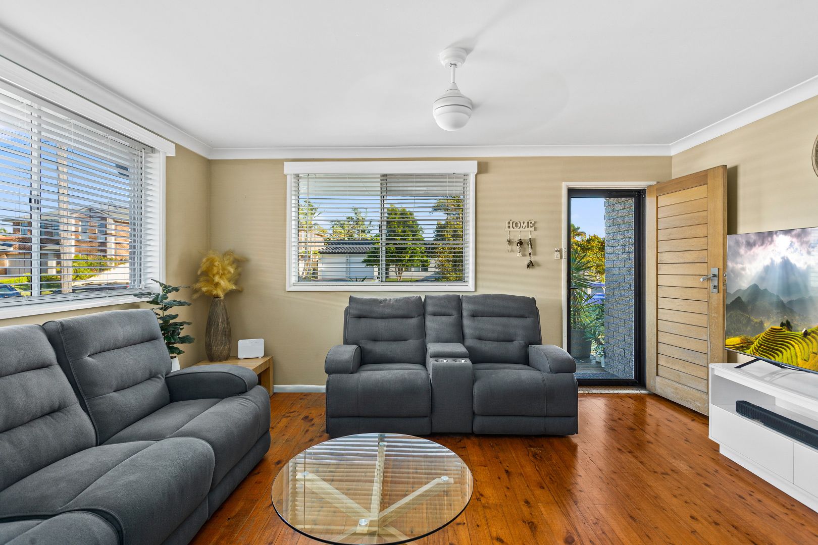 25 Barrack Avenue, Barrack Heights NSW 2528, Image 2