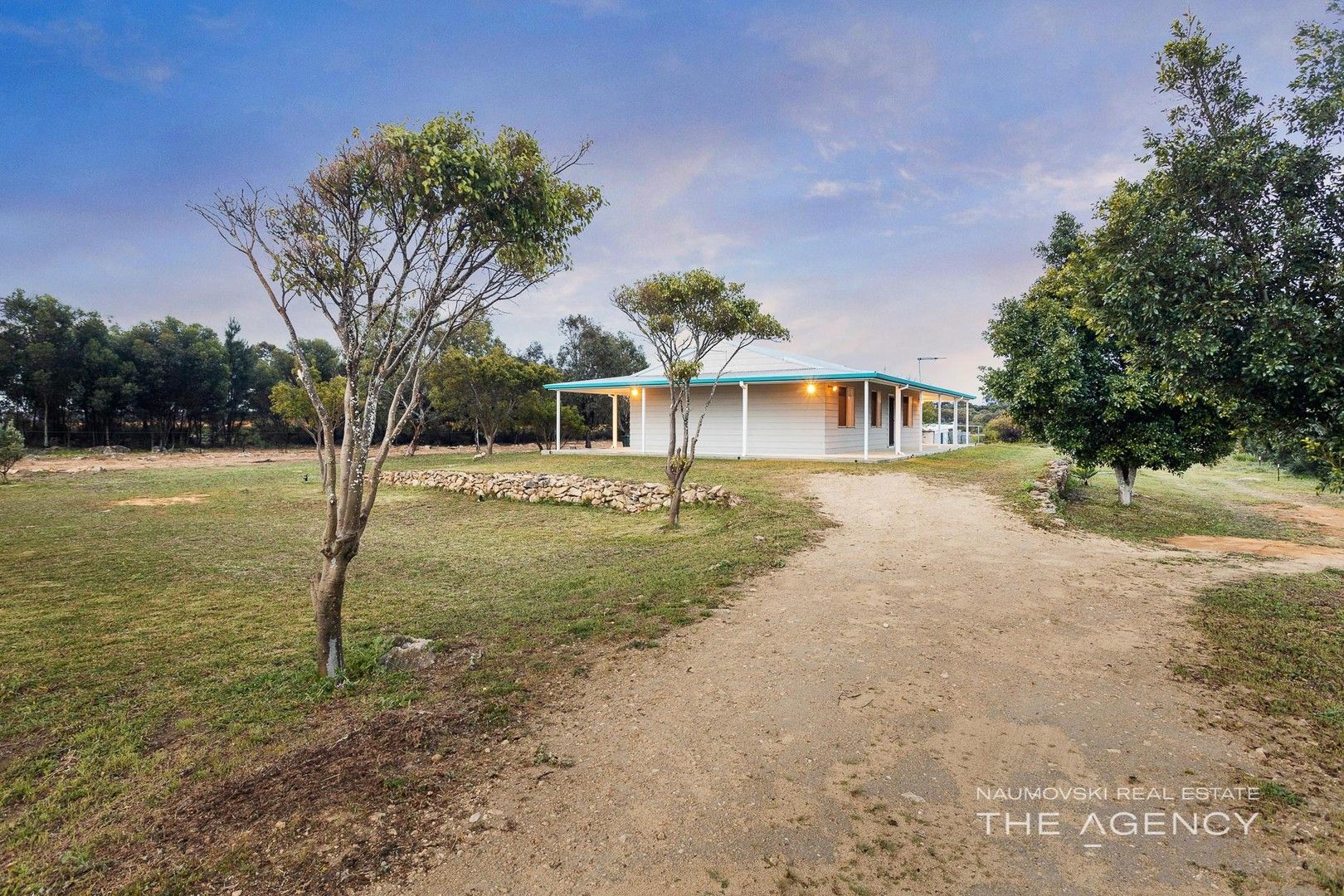 11 Tamarisk Drive, Gabbadah WA 6041, Image 2