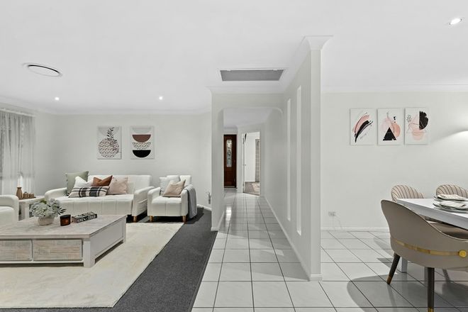 10 Kensington Place Wishart 4122 - Image 6