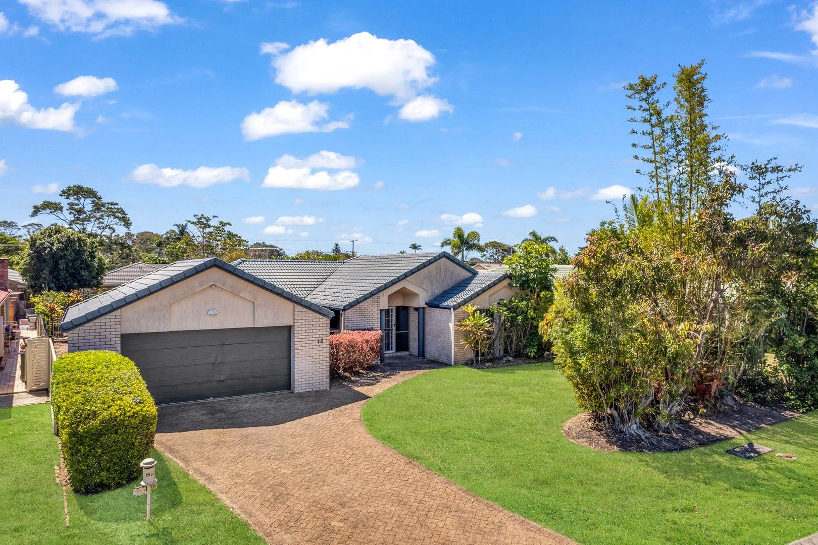 5 bedrooms House in 14 Constance Court VICTORIA POINT QLD, 4165