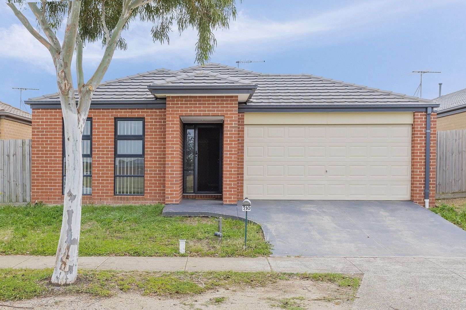 3 bedrooms House in 210 Bethany Road TARNEIT VIC, 3029