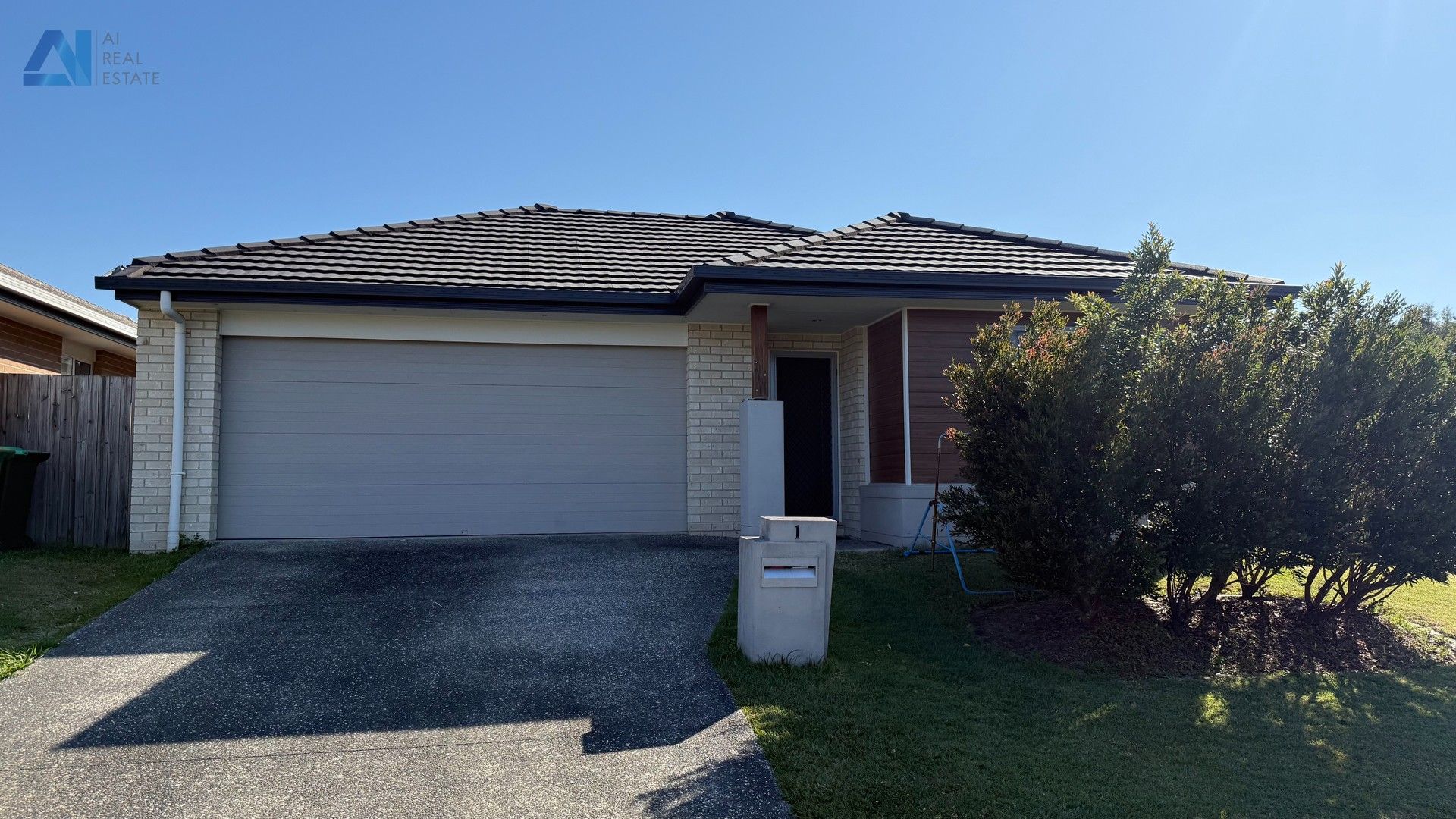 4 bedrooms House in  COOMERA QLD, 4209