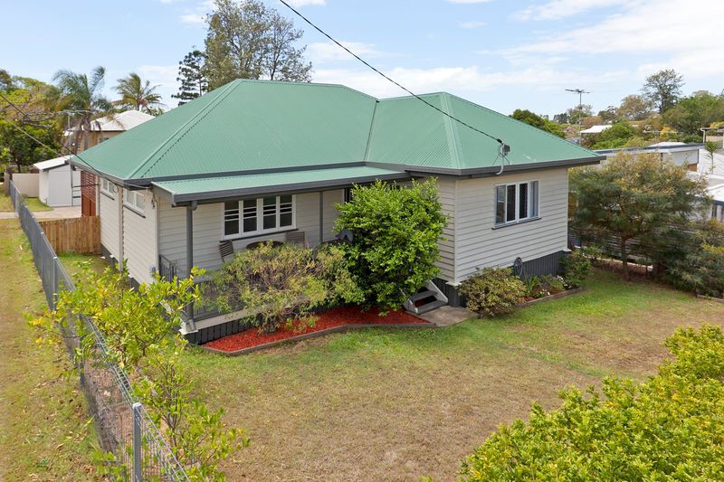 3 bedrooms House in 35 Ryder Street WYNNUM QLD, 4178