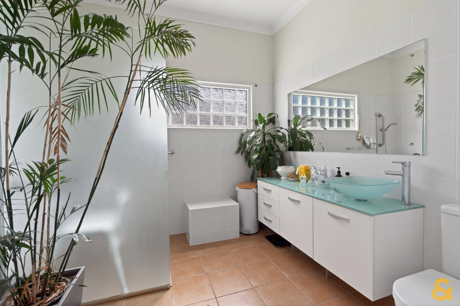 Additional image 11 of 64 Chandos Street, Wynnum West QLD 4178