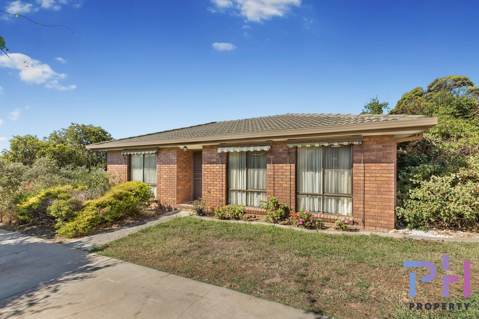 1/23 Nabilla Crescent, Strathdale VIC 3550, Image 0