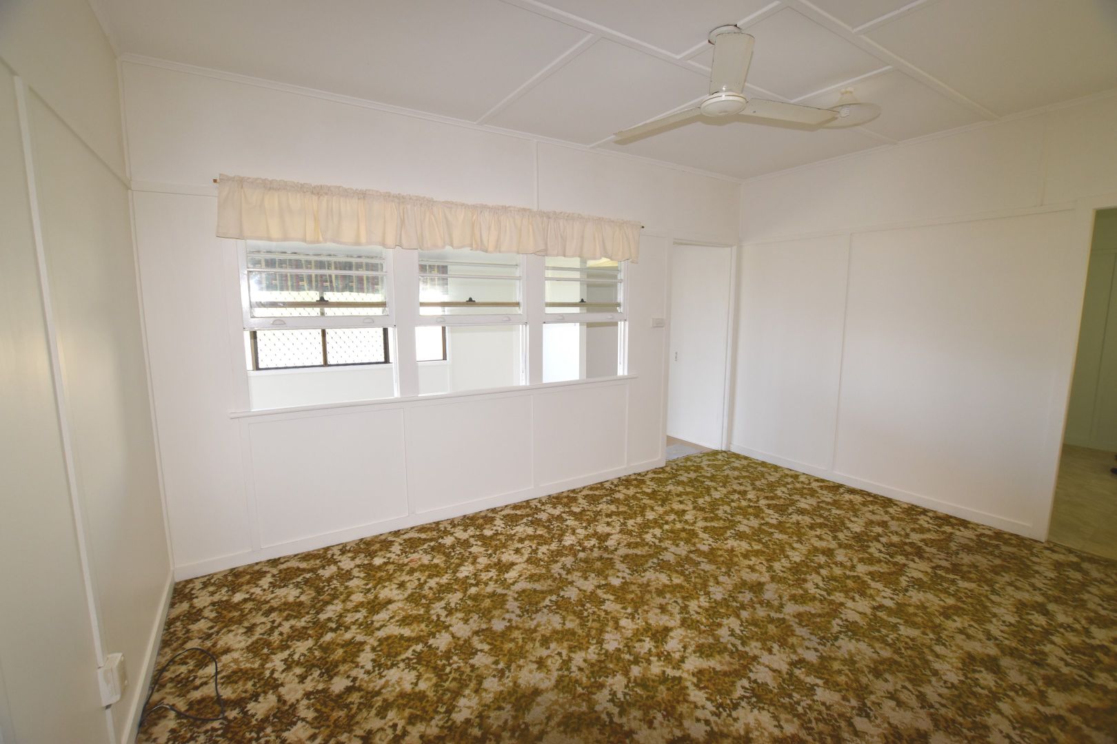 105 Barney Street, Barney Point QLD 4680, Image 2