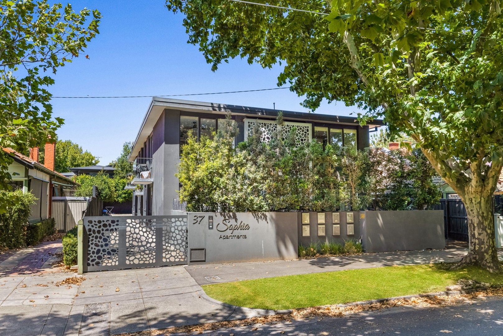 1/37 Foam Street, Elwood VIC 3184, Image 0