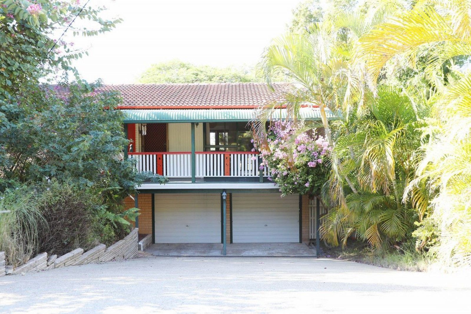 3 bedrooms House in 11 Gretel Street SUNNYBANK HILLS QLD, 4109