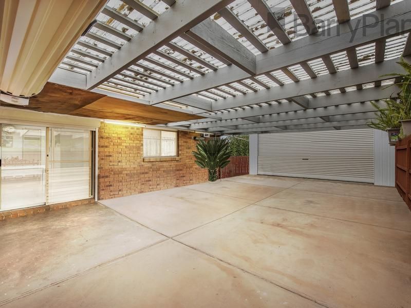16 Sunbird Crescent, Hoppers Crossing VIC 3029, Image 1