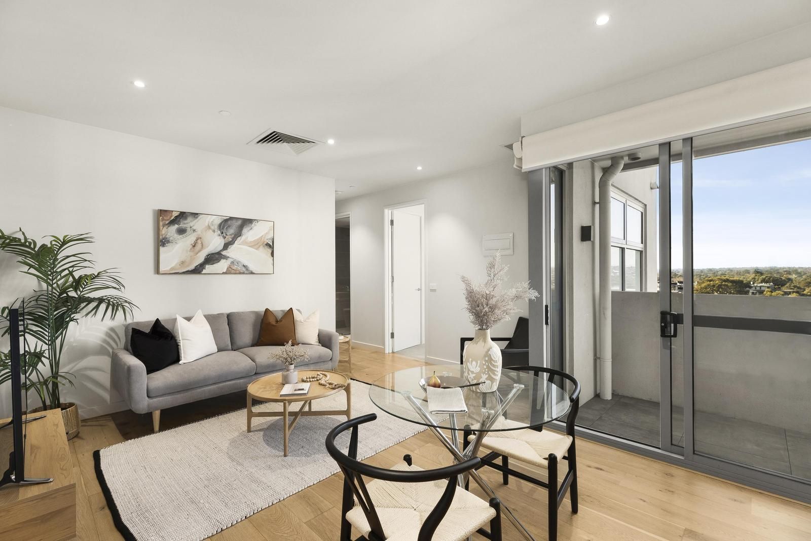 2 bedrooms Apartment / Unit / Flat in V405/4 Villa Street HEIDELBERG VIC, 3084
