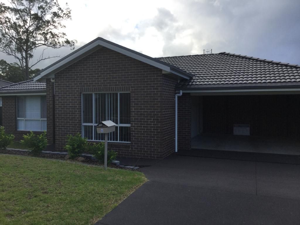 4 bedrooms House in 6 BARLEE STREET MORISSET PARK NSW, 2264