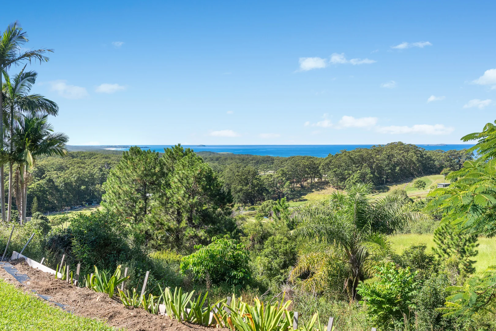 Additional image 13 of 100a The Mountain Way, Sapphire Beach NSW 2450