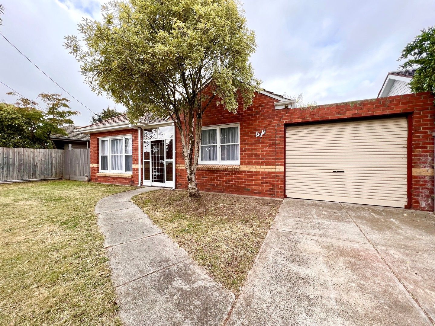 8 Loreen Street, Oakleigh South VIC 3167 House For Rent 700 Domain
