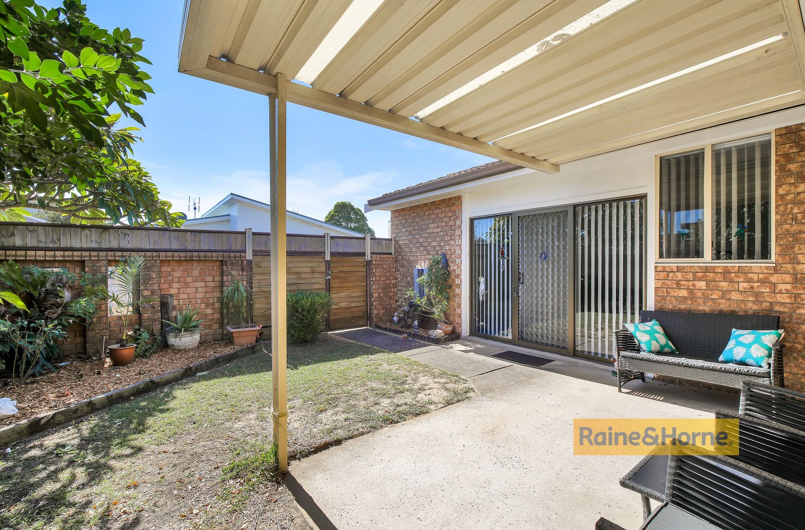 2/3 Wellington Street, Umina Beach NSW 2257, Image 1