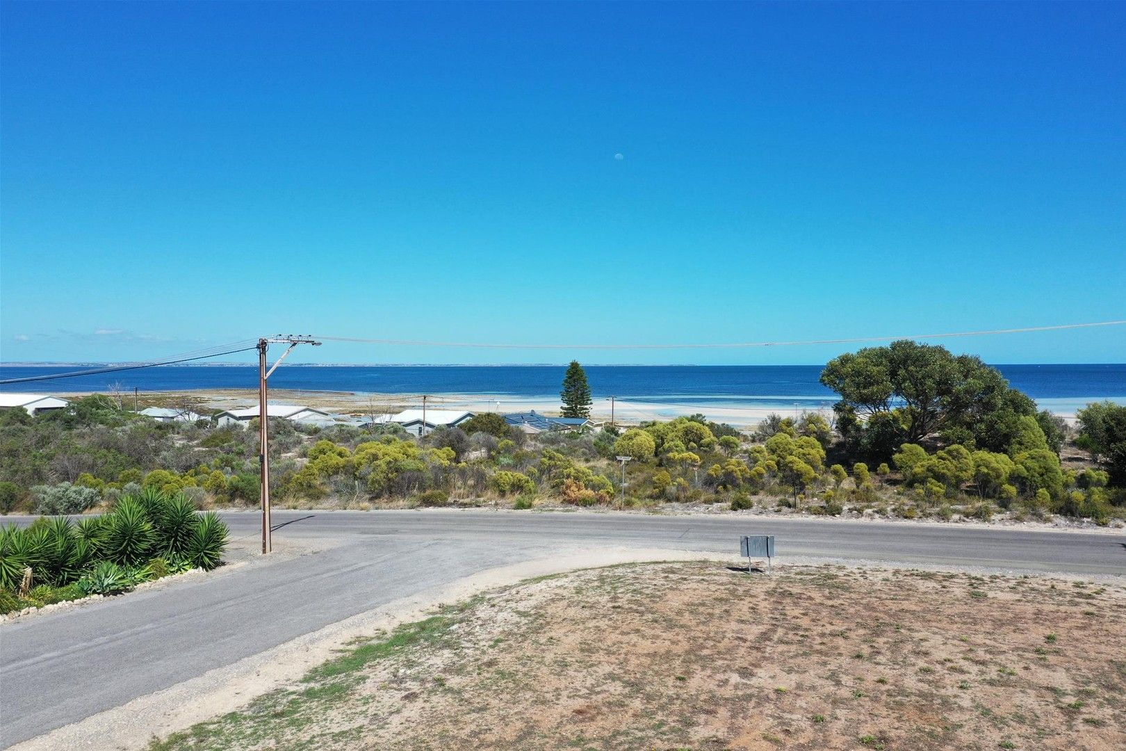 8 Esplanade, Hardwicke Bay SA 5575, Image 0