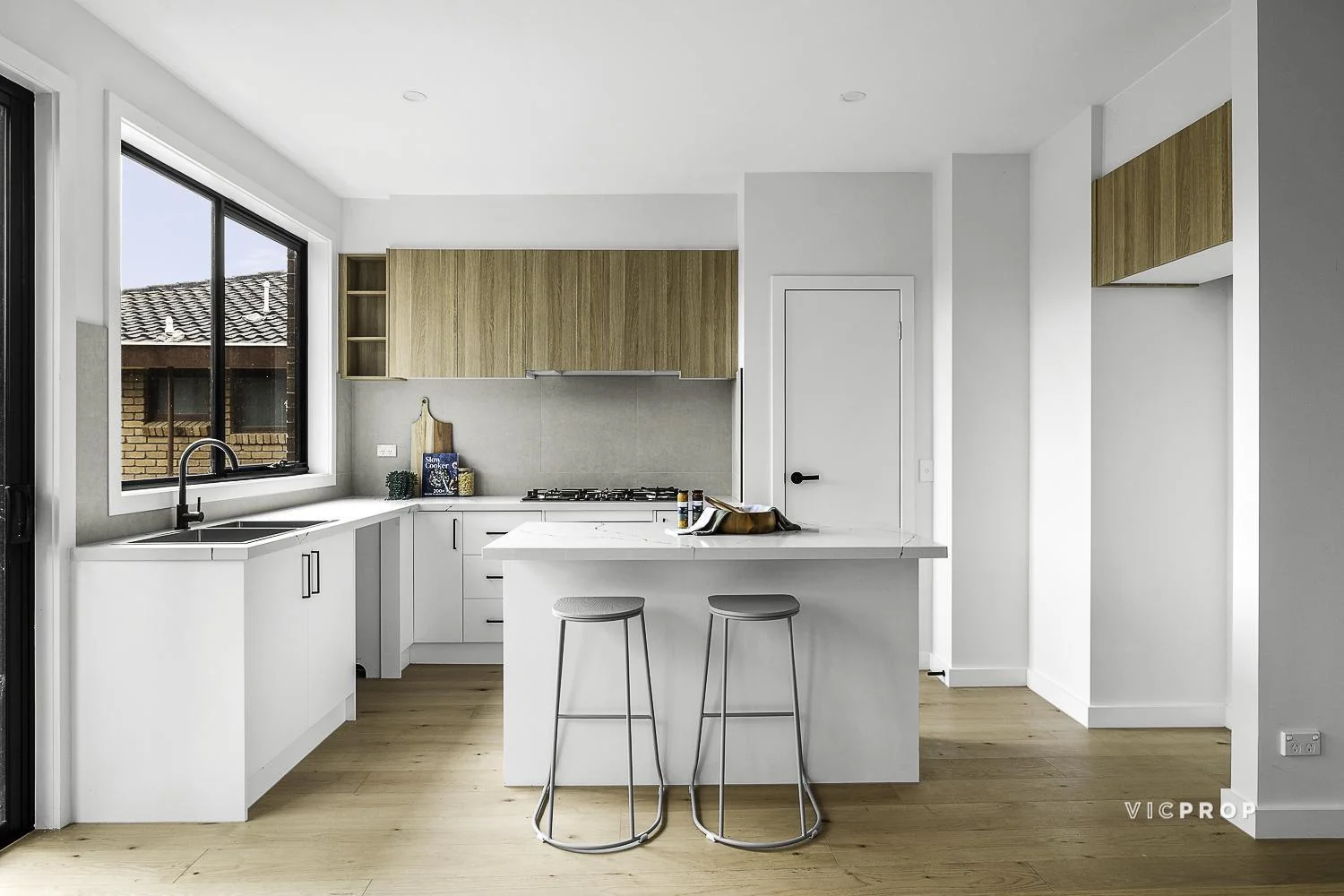 Additional image 7 of 3/1 Thomas Court, Doncaster VIC 3108