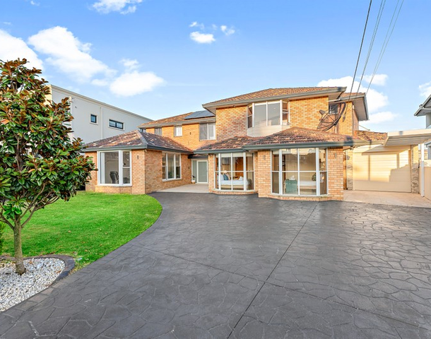 10 Castlereagh Crescent, Sylvania Waters NSW 2224