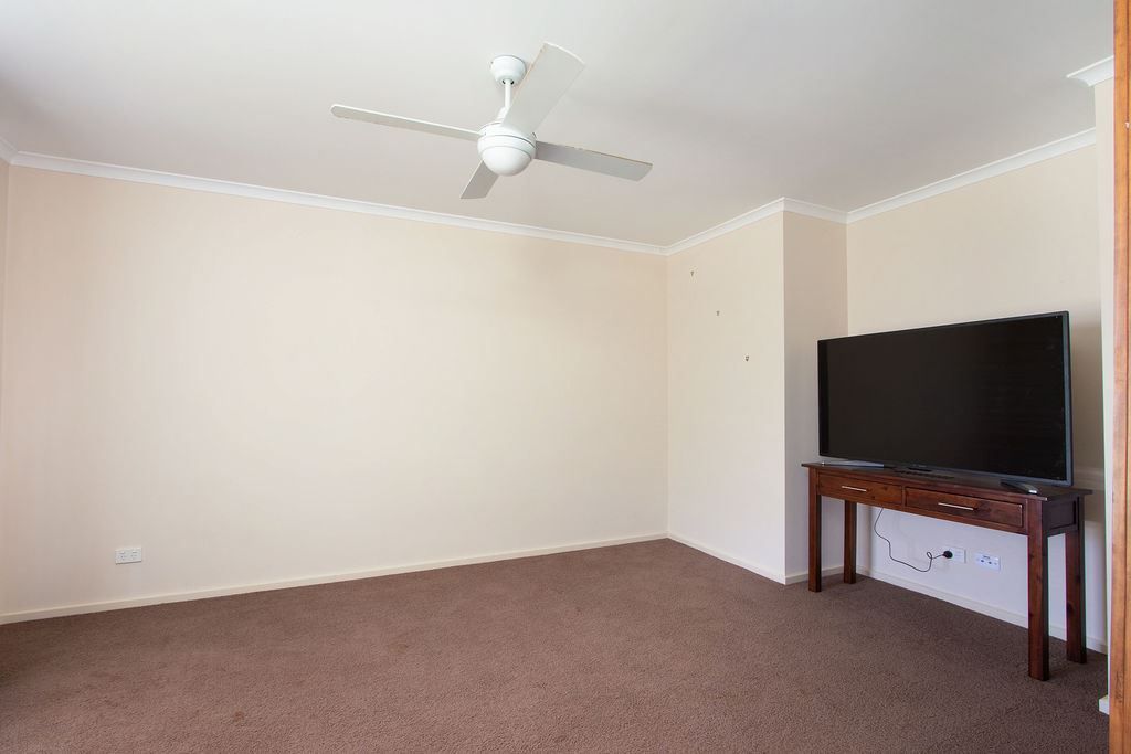 9 Hallam Crescent, Kadina SA 5554, Image 2