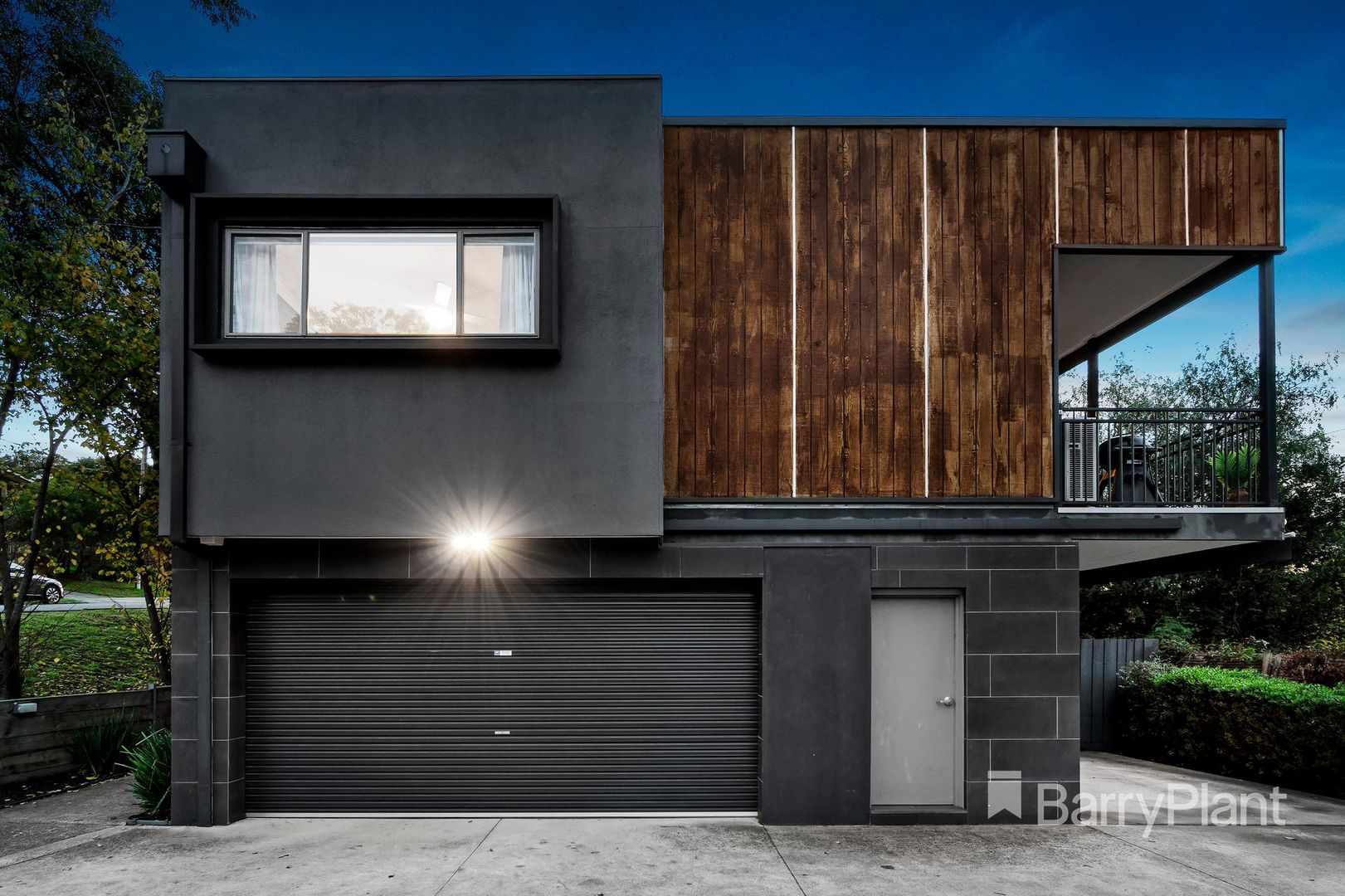 3 bedrooms Townhouse in 5/40 Hailes Street GREENSBOROUGH VIC, 3088