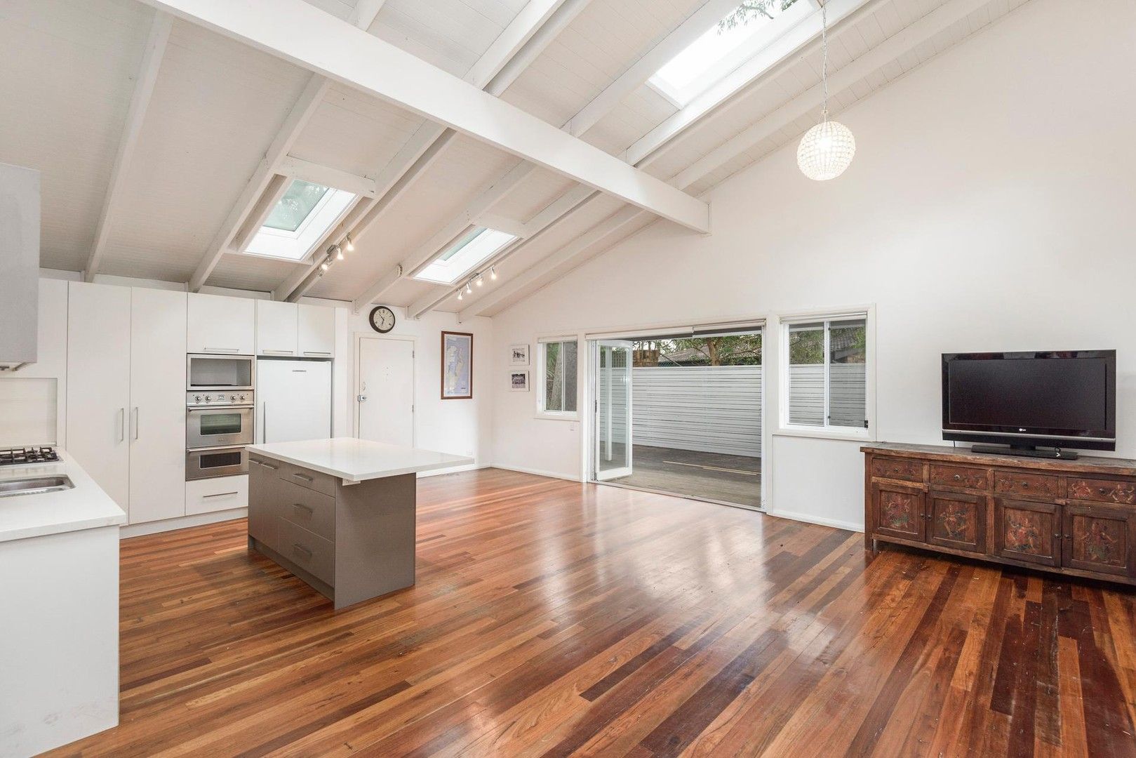 4 bedrooms Semi-Detached in 17a Careel Bay Crescent AVALON BEACH NSW, 2107