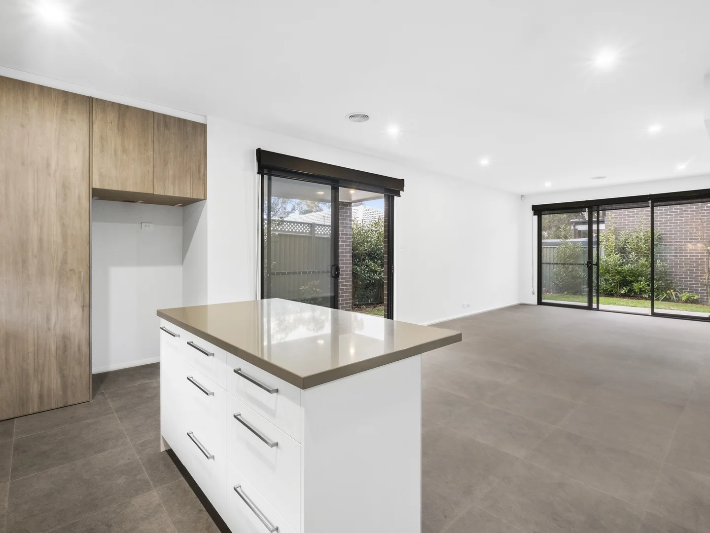 Additional image 4 of 4/2 Shumack Street, Weetangera ACT 2614