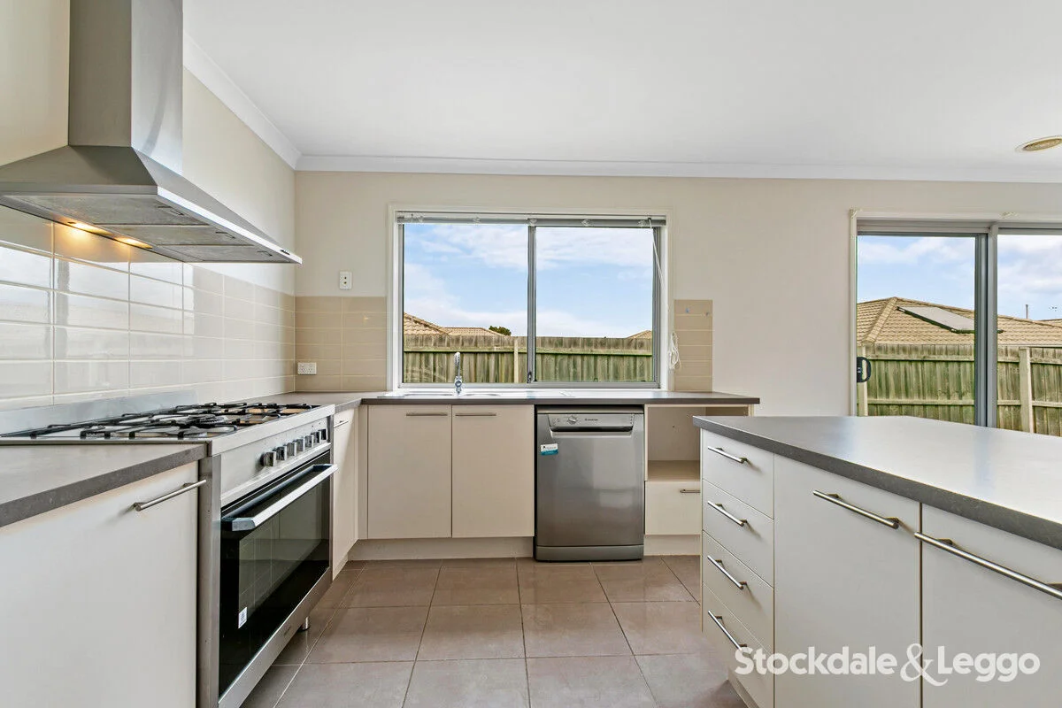 Additional image 2 of 18 Mountain Grey Circuit, Morwell VIC 3840