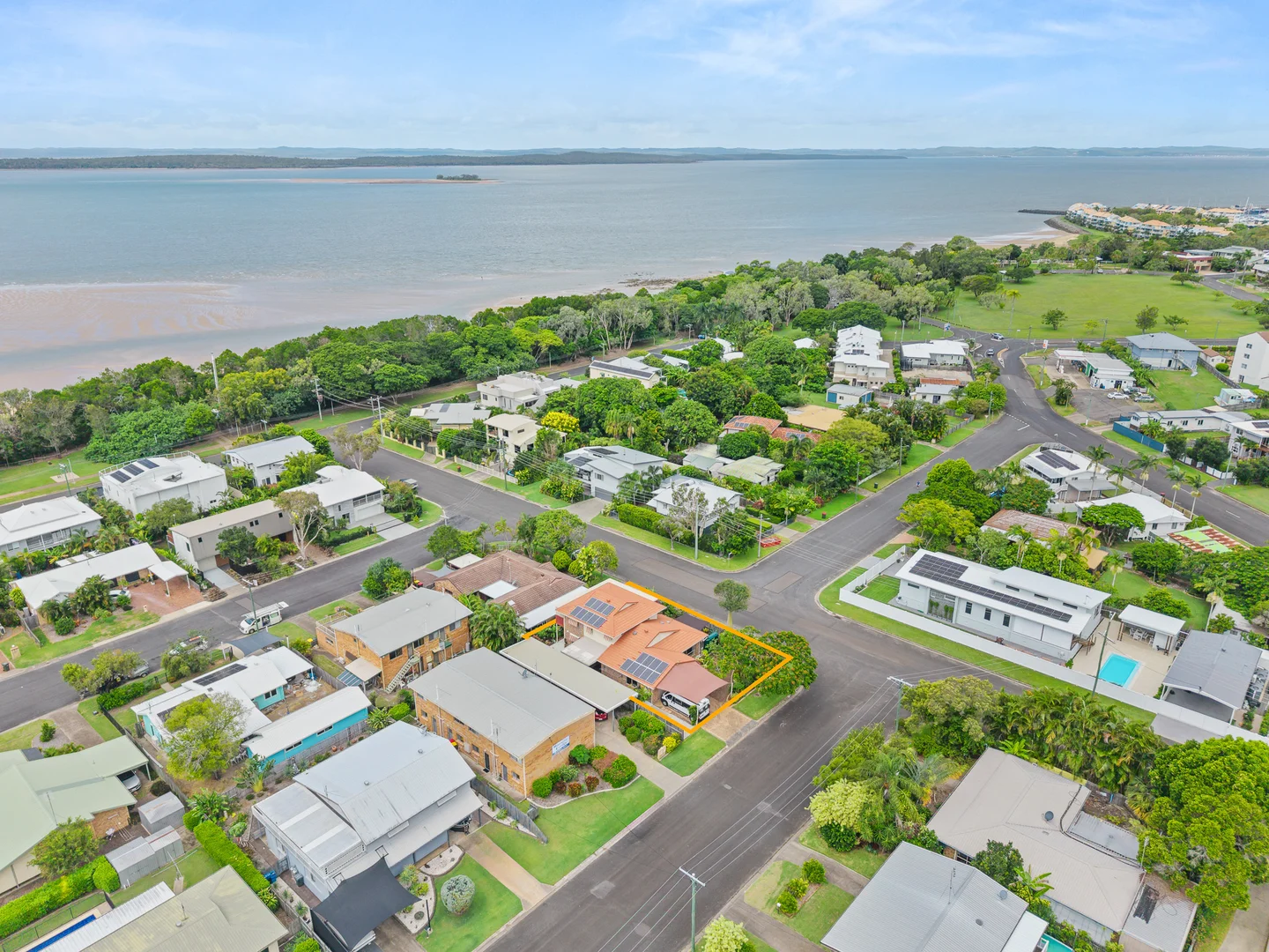 Additional image 8 of 82 Hibiscus Street, Urangan QLD 4655