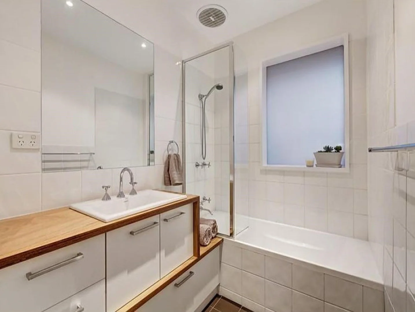 Additional image 6 of 33 Dougharty Road, Heidelberg Heights VIC 3081