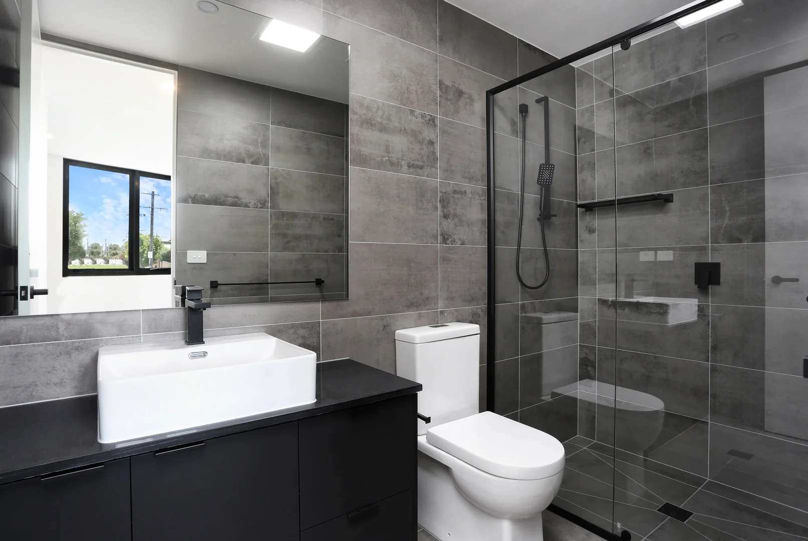 Additional image 5 of 2/312 Pascoe Vale Road, Essendon VIC 3040