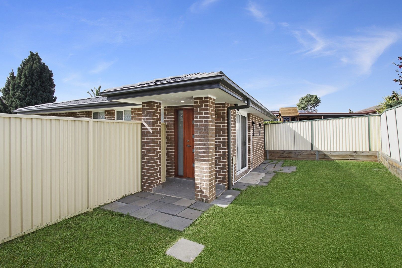 2 bedrooms House in 3A Bicane Close EDENSOR PARK NSW, 2176