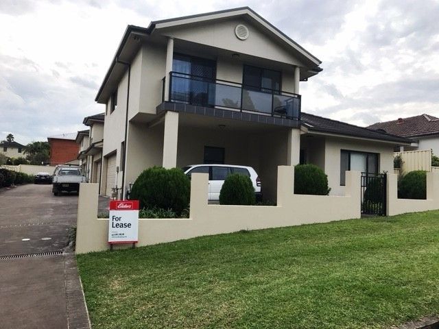 3 bedrooms Townhouse in 3/14 Northcote Street WOLLONGONG NSW, 2500