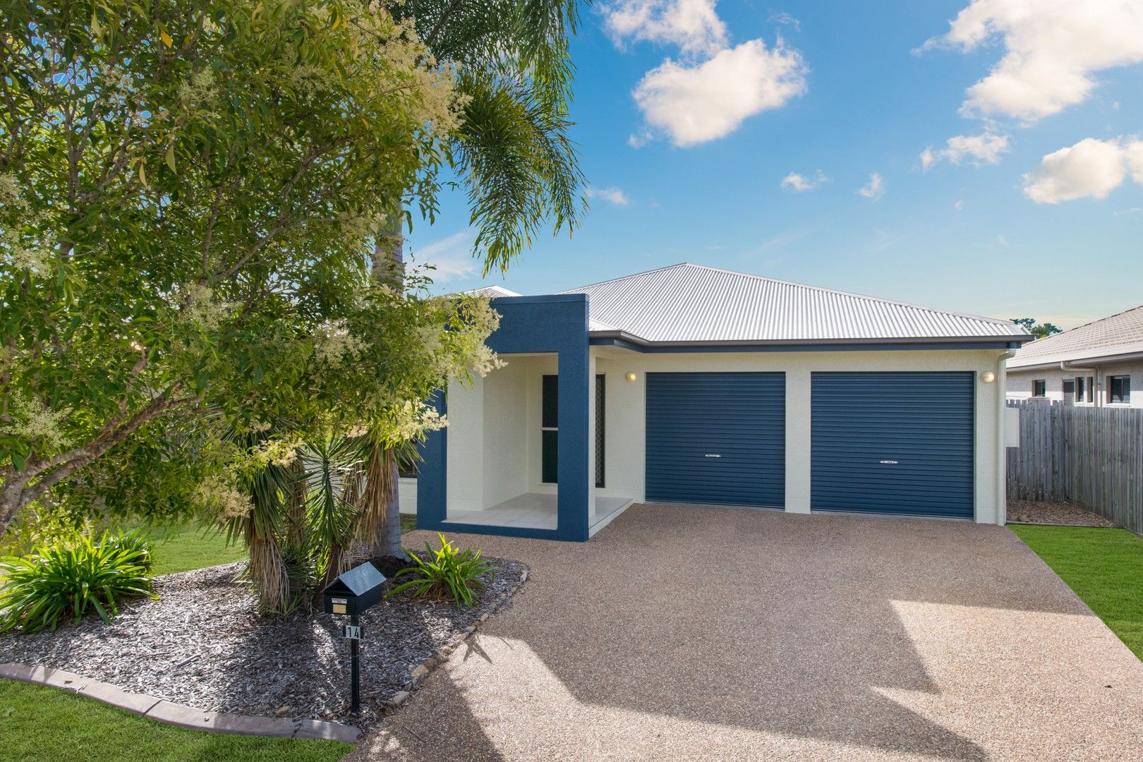 3 bedrooms House in 14 Skardon Place KELSO QLD, 4815