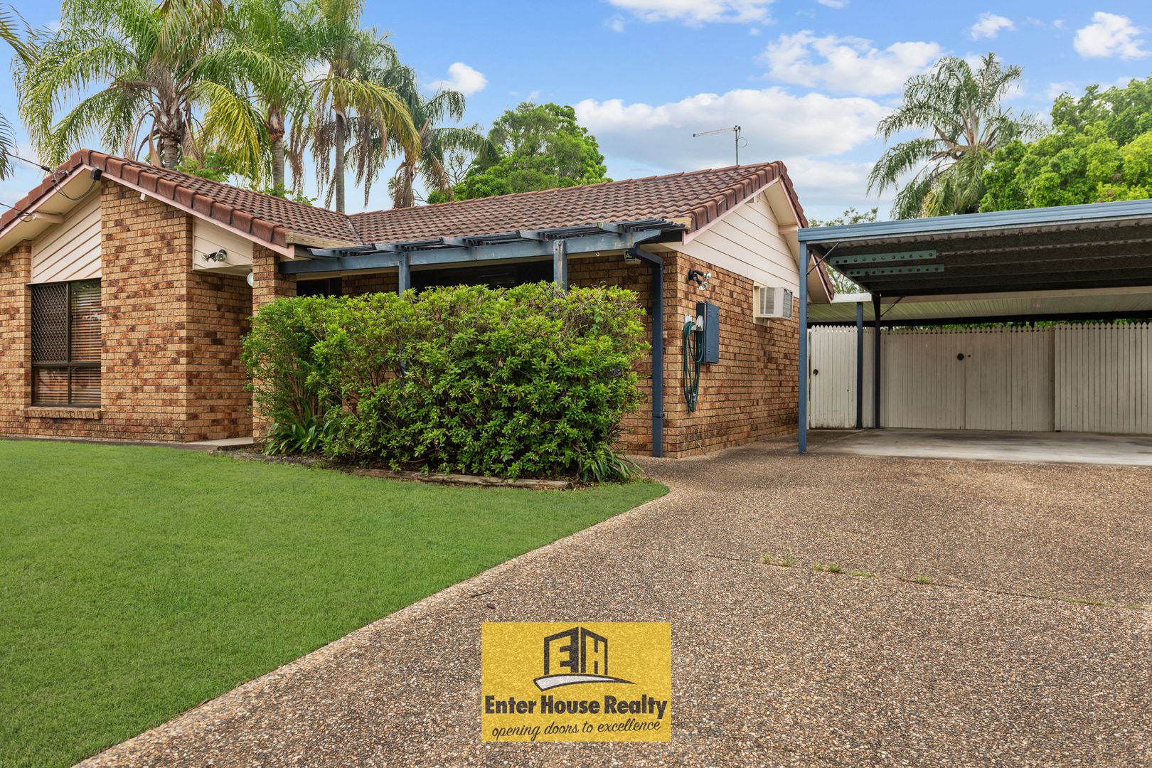 26 Enford St, Hillcrest QLD 4118, Image 2