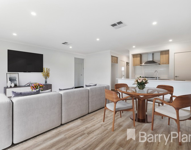 14 Moore Way, Lucas VIC 3350