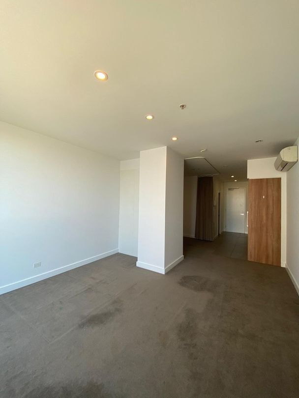 1 bedrooms Apartment / Unit / Flat in 532/35 Malcolm Street SOUTH YARRA VIC, 3141