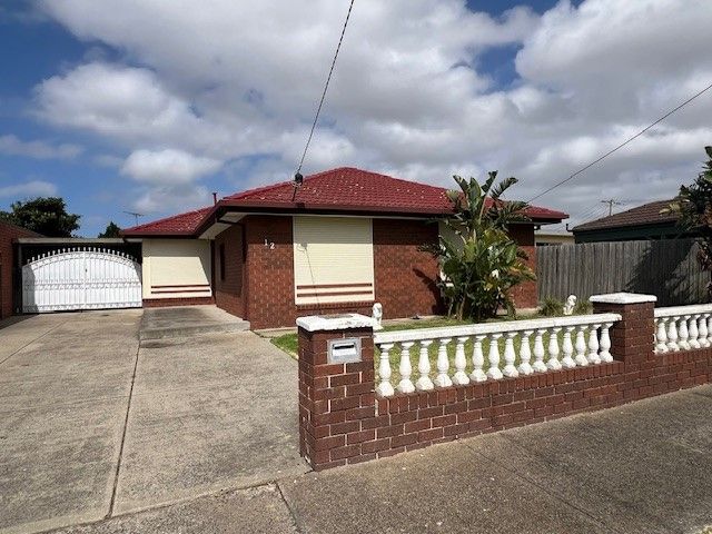 3 bedrooms House in 12 Ward Crt ALTONA MEADOWS VIC, 3028