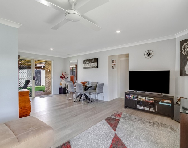 2/23 Riversdale Boulevard, Banora Point NSW 2486