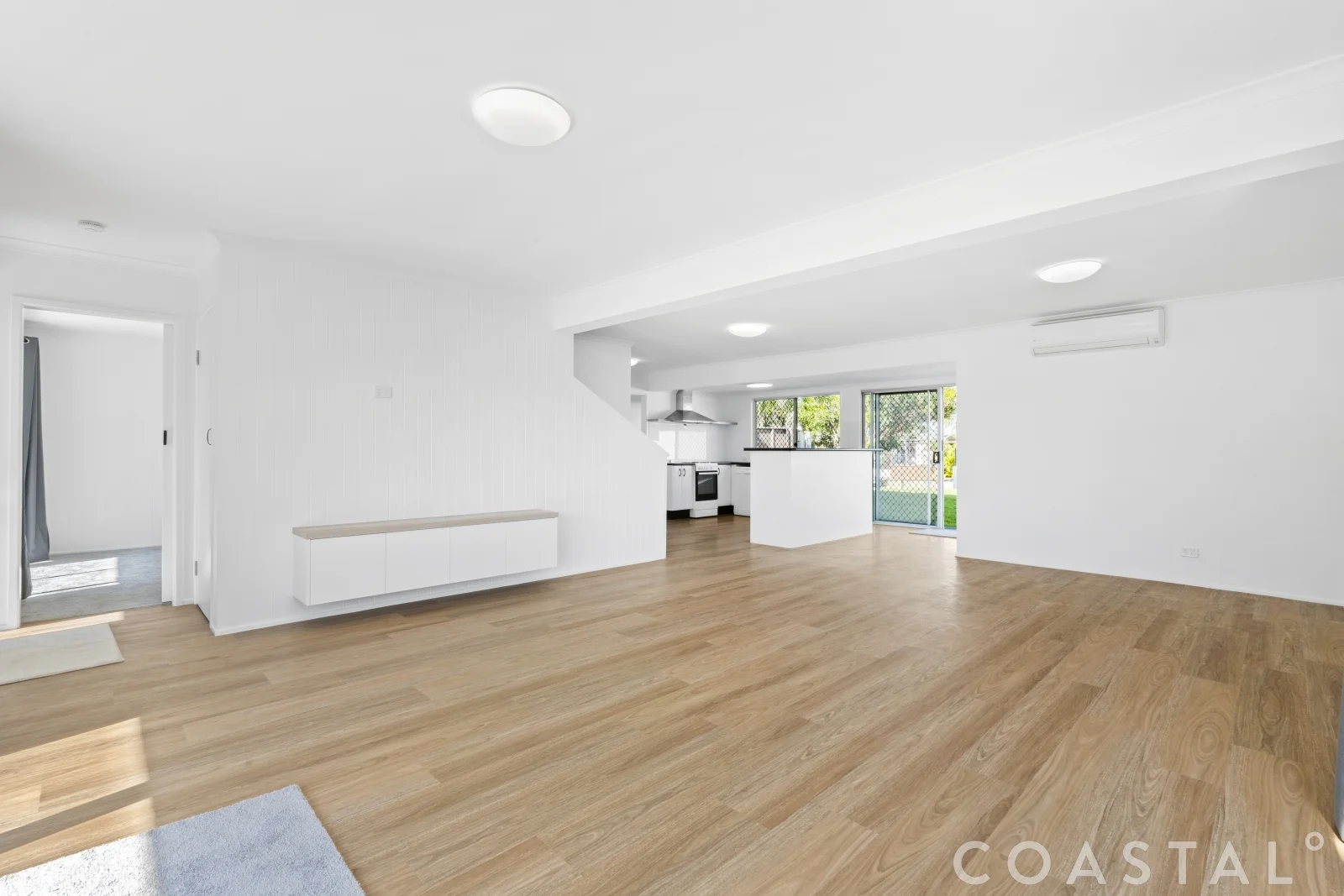 Additional image 3 of 12 Pacific Boulevard, Broadbeach Waters QLD 4218