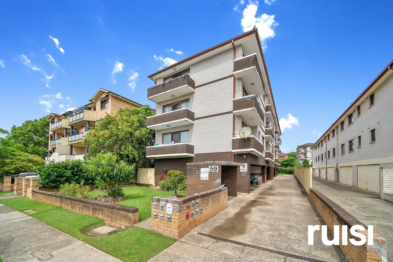 8/59 Harris Street, Fairfield NSW 2165
