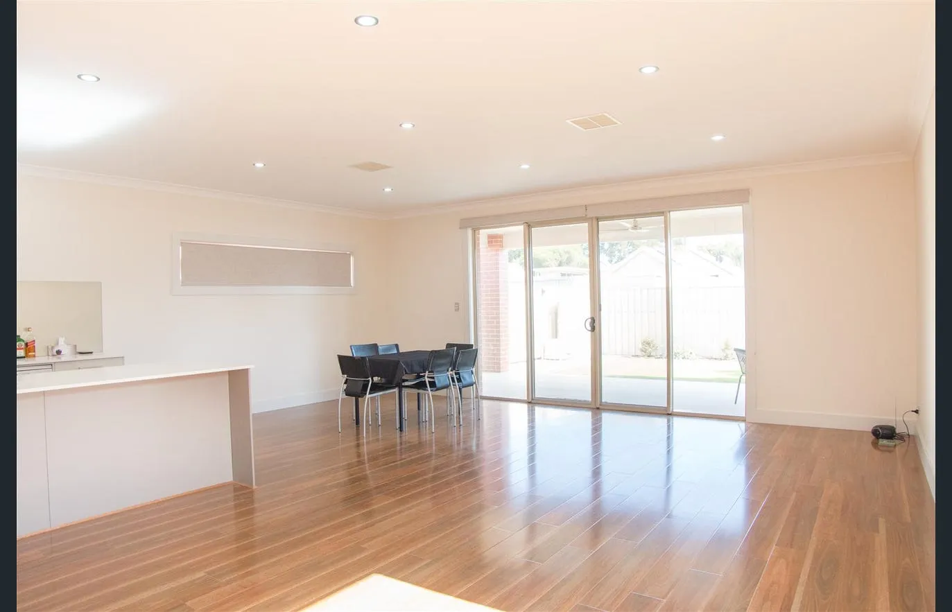 Three Bedroom with two bathrooms in popular locale - More