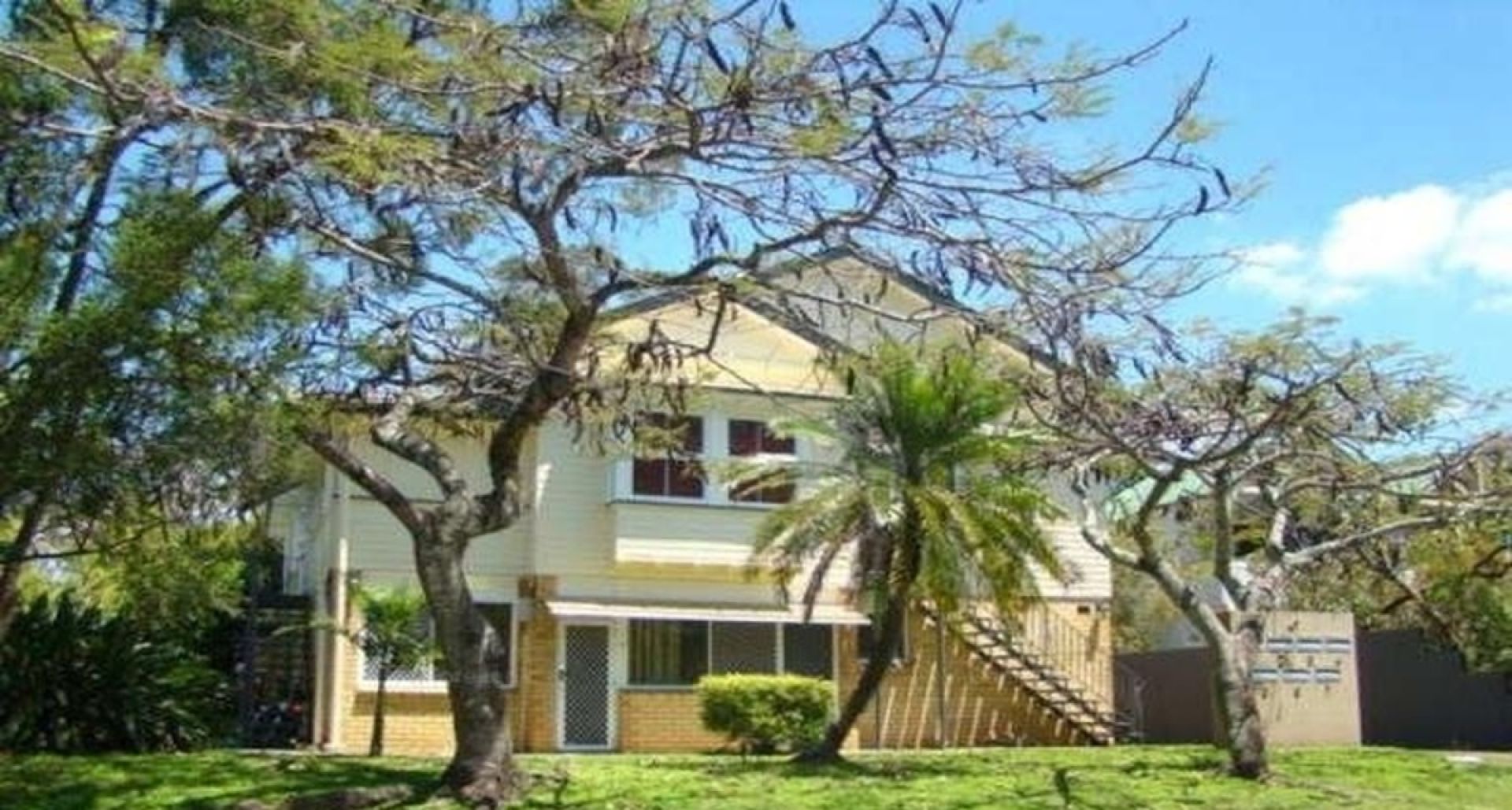 1 bedrooms Apartment / Unit / Flat in 3/47 Sandford Street ST LUCIA QLD, 4067