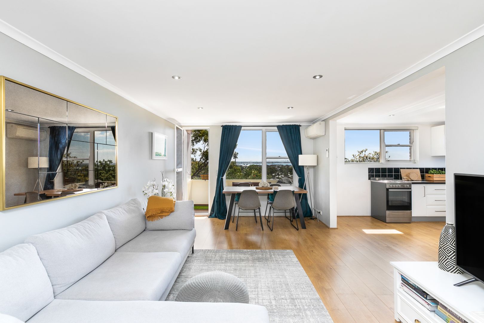 13 14 16 Banksia Road Caringbah Nsw 2229 Domain
