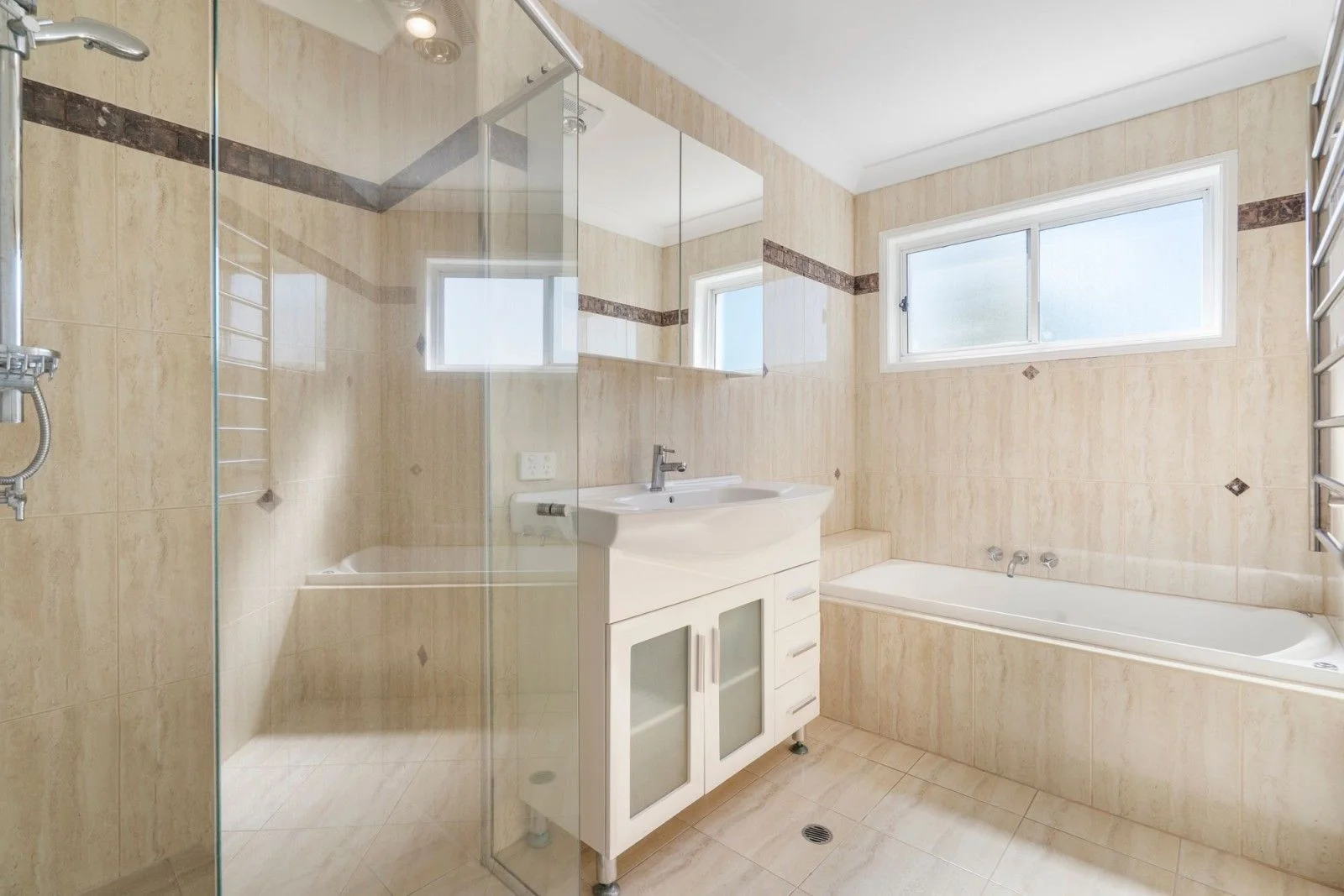 Additional image 8 of 38 Lakeshore Drive, Helensvale QLD 4212