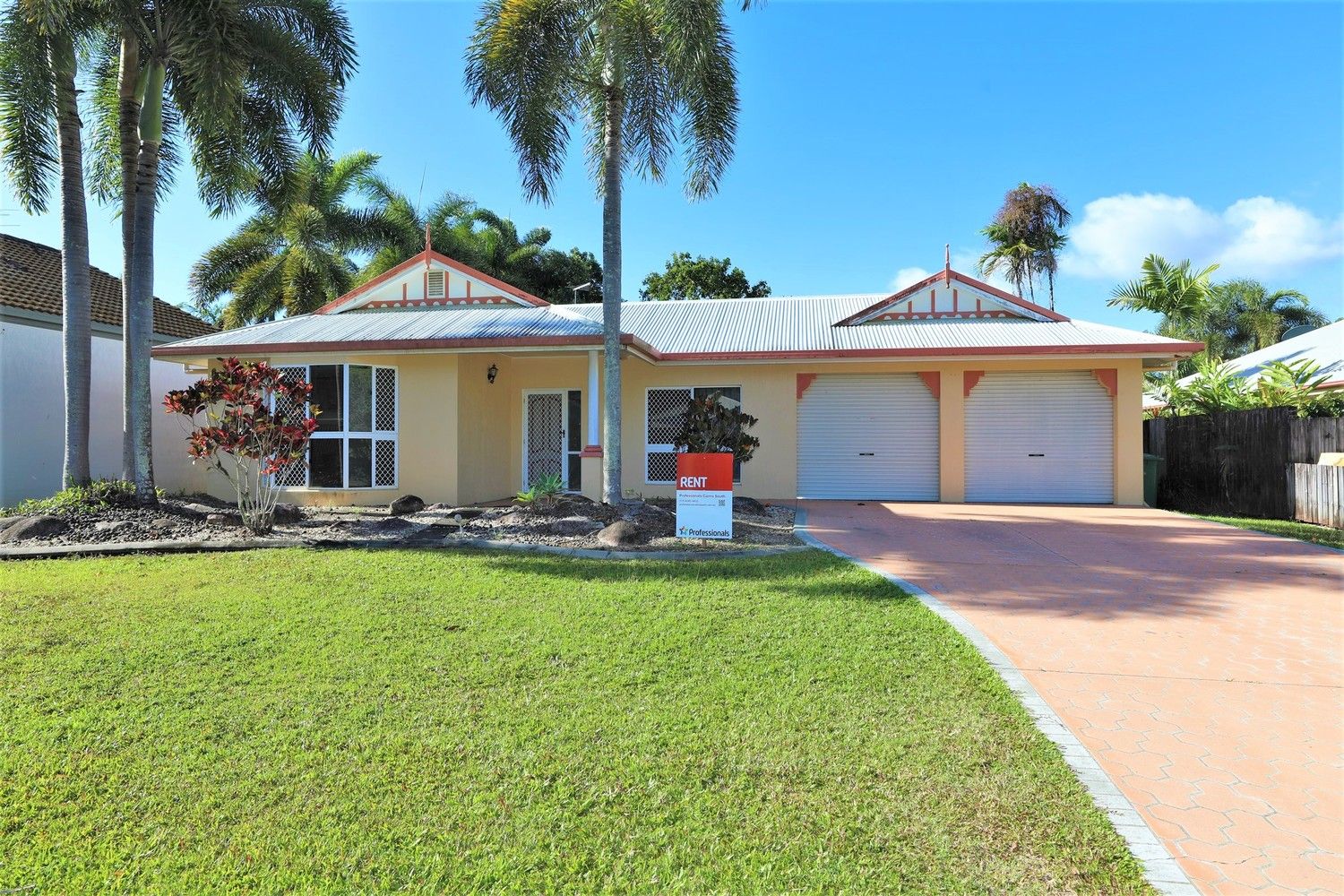 3 bedrooms House in 8 Banyan Close MOUNT SHERIDAN QLD, 4868