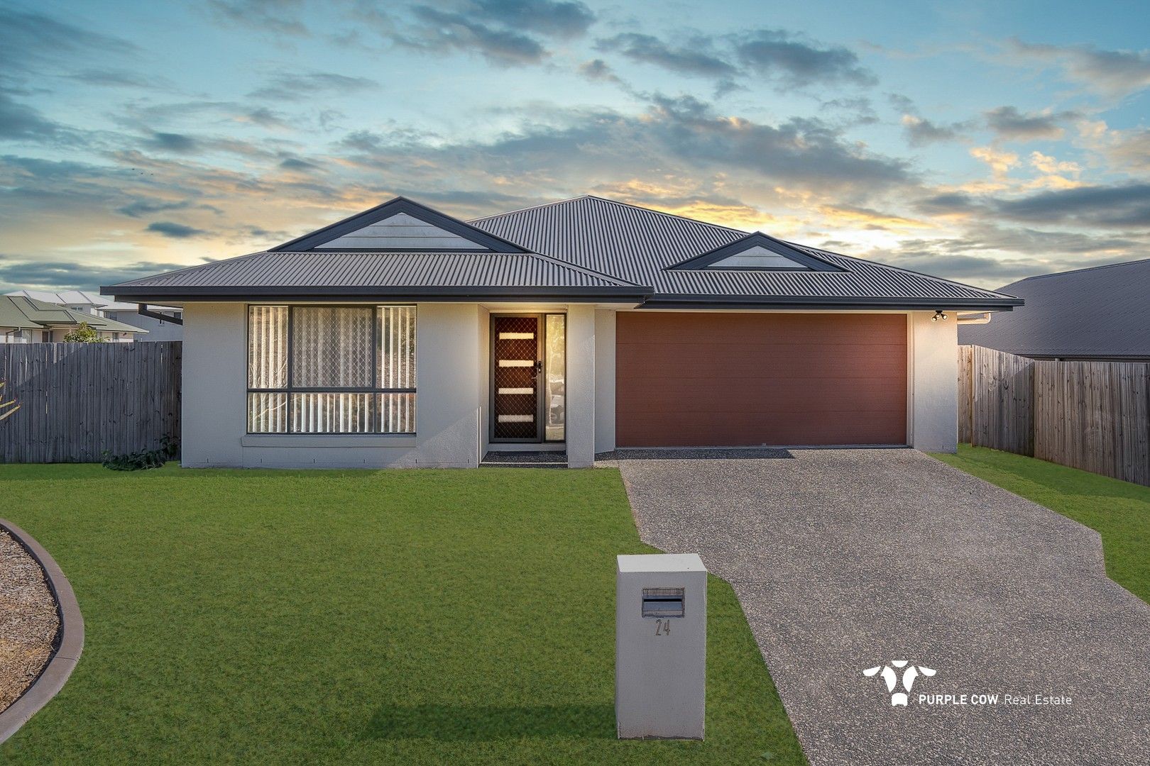 4 bedrooms House in 24 Alesana Drive BELLBIRD PARK QLD, 4300