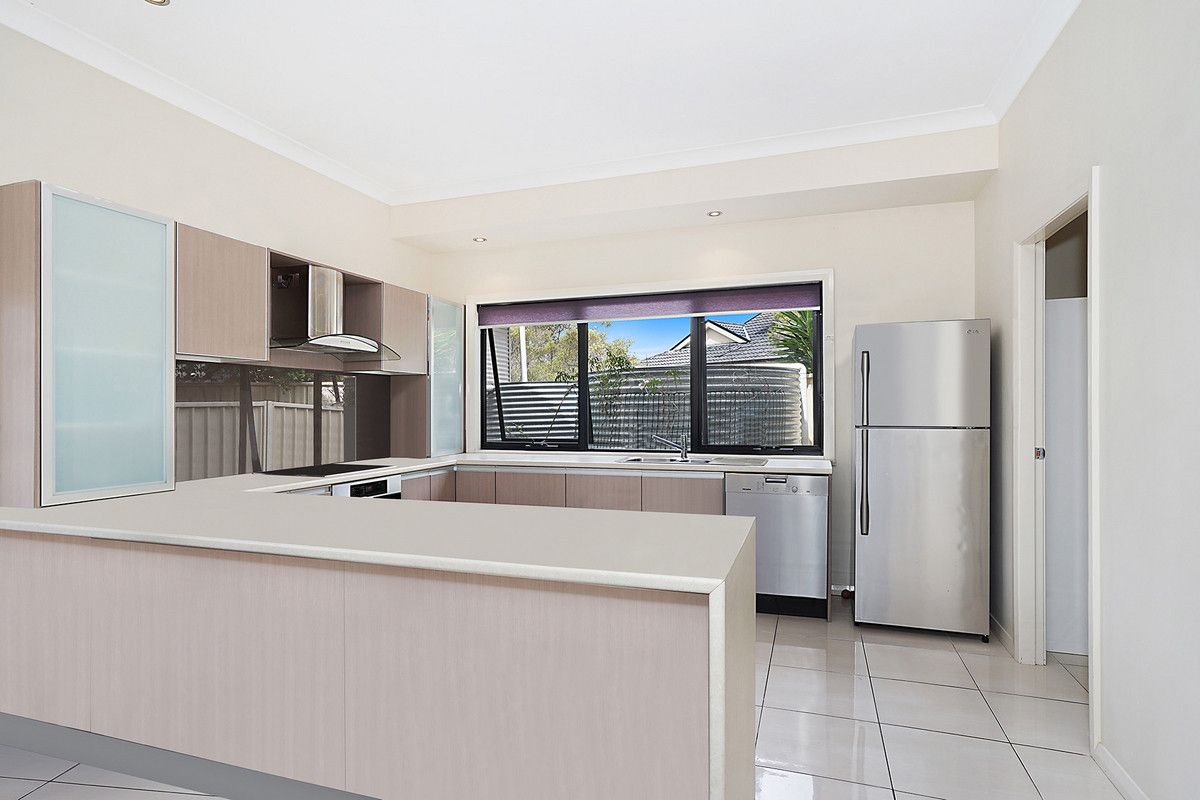 17 Mowbray Place, Kariong NSW 2250, Image 2