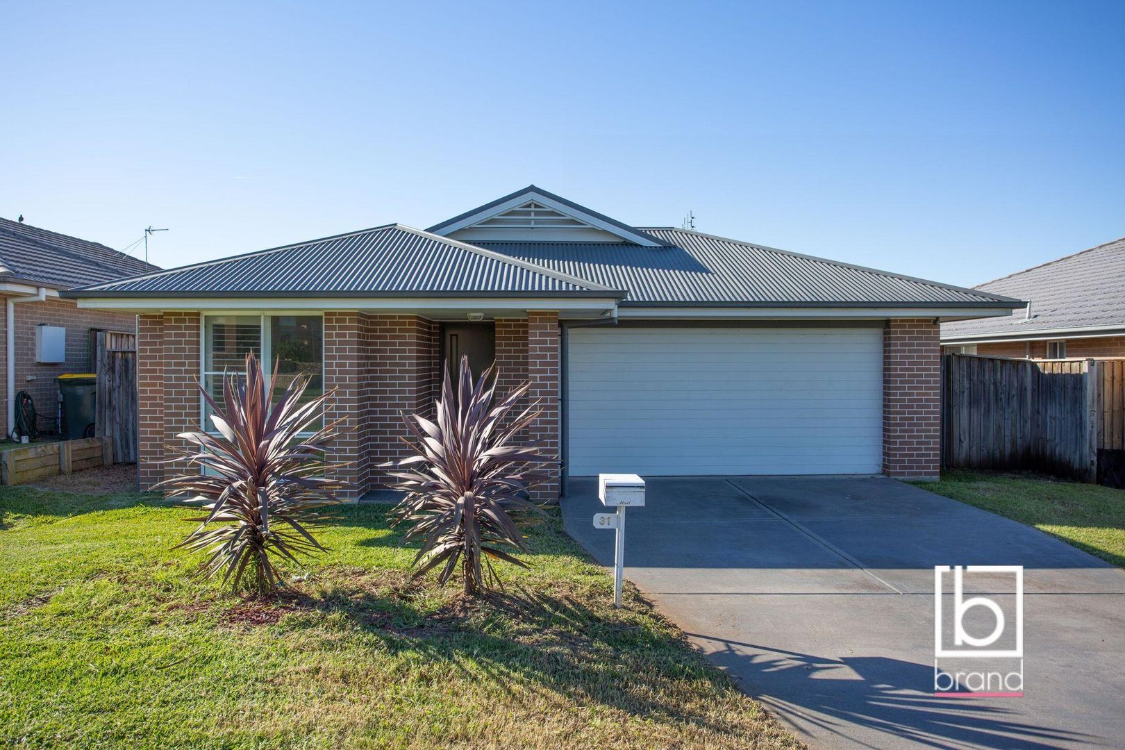 4 bedrooms House in 31 Teal Street ABERGLASSLYN NSW, 2320