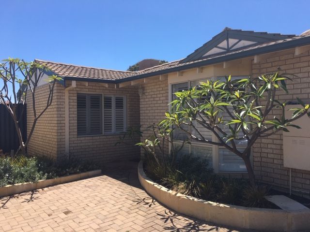 3 bedrooms House in 4/100 Salvado Road WEMBLEY WA, 6014