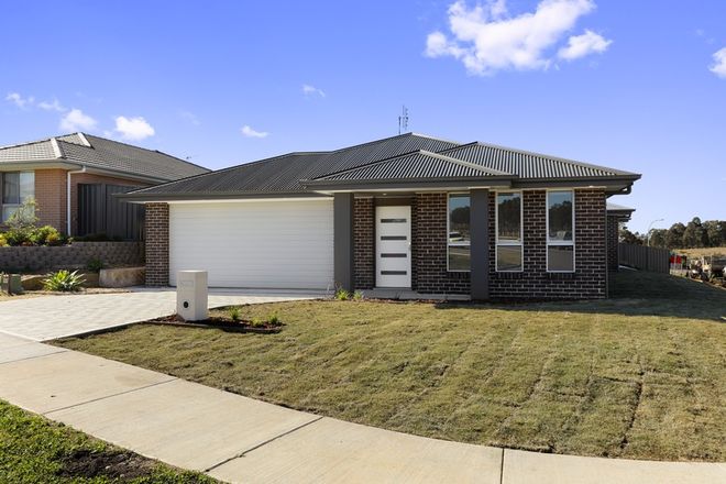 Picture of 2 Rawmarsh Street, FARLEY NSW 2320