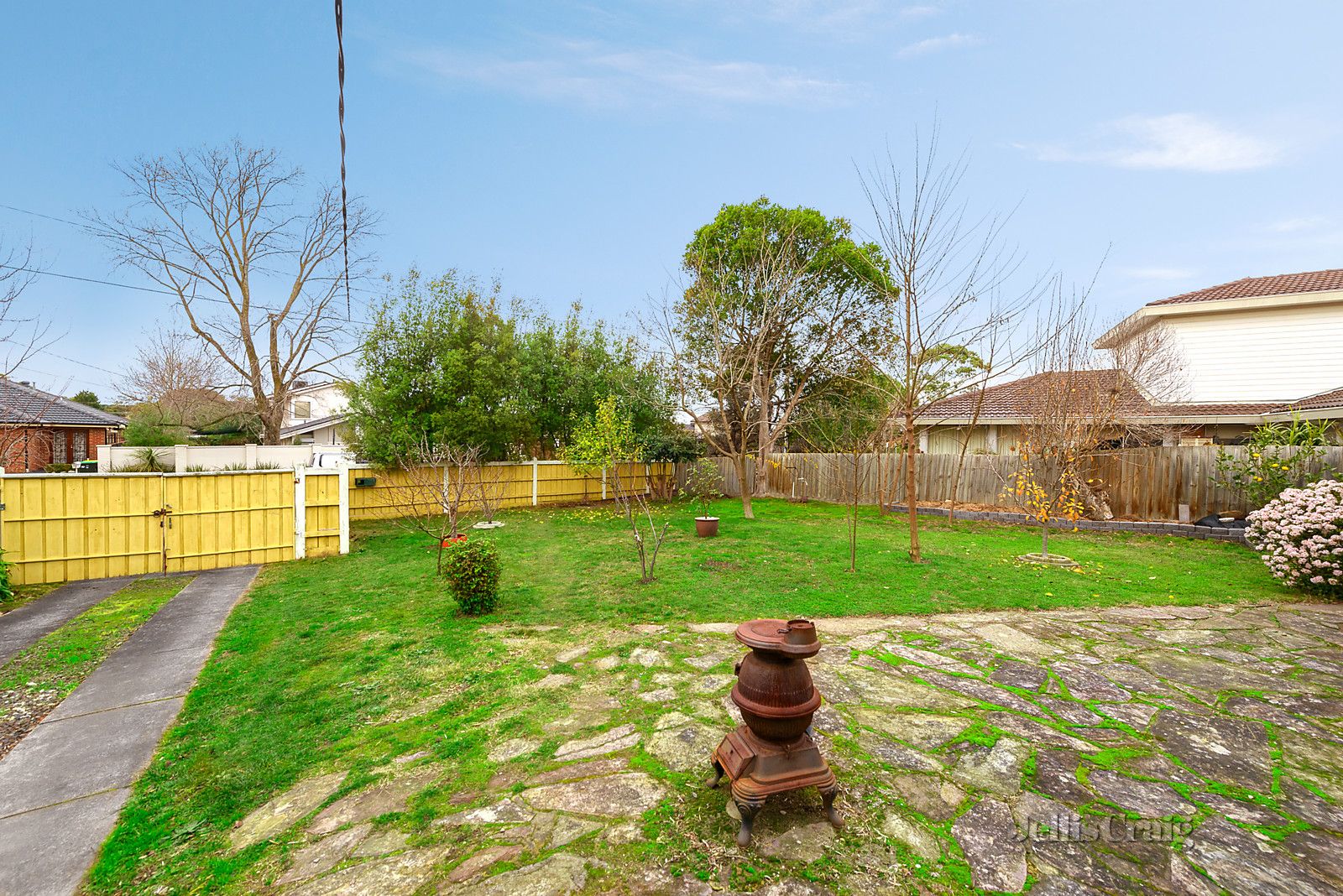 11 Regal Avenue, Doncaster East VIC 3109, Image 2